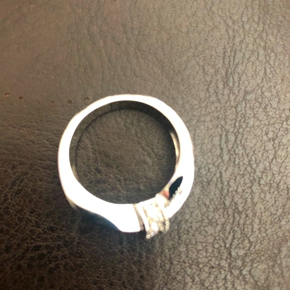 Silver ring with white and black stones - Picture 11 of 12